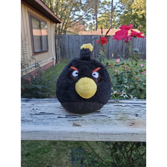 Plush 5" Angry Birds black and yellow 2010 - Picture 3 of 3